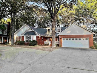 118 Red Oak Ln, Searcy, AR 72143