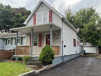 440 77th St, Niagara Falls, NY 14304