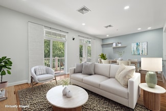 614 Pond St Unit 2104, Braintree, MA 02184