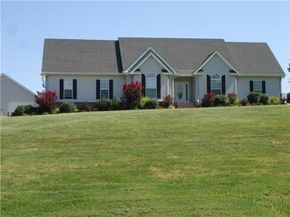 206 Faye Barfield Rd, Henning, TN 38041