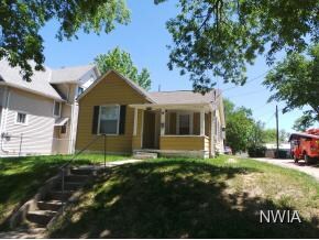 414 Allan St, Sioux City, IA 51103