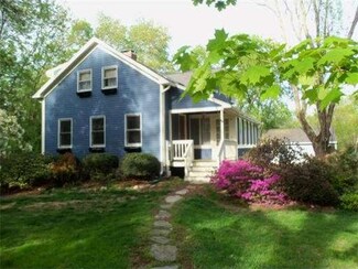 11 Chestnut St, Stow, MA 01775