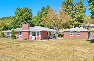157 Red Barn Rd, Hughesville, PA 17737