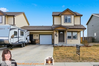 737 Reshaw Cir, Evansville, WY 82636