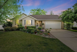 323 Overlook Terrace, Marshall, WI 53559