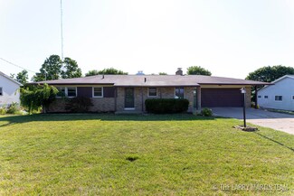 3742 Cordes Ave NW, Comstock Park, MI 49321