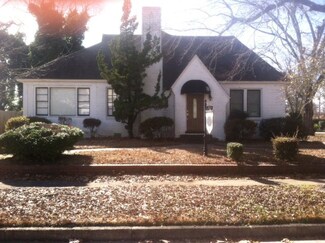 305 N Maple St, Tuskegee, AL 36083