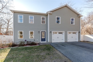23 Fairhaven Ave, Warwick, RI 02889