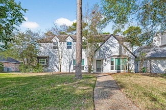 11906 Moorcreek Dr, Houston, TX 77070