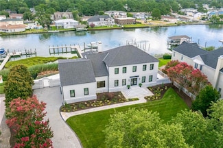 2021 Thomas Bishop Ln, Virginia Beach, VA 23454
