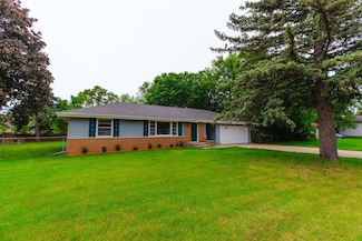 7609 Myers Ave N, Brooklyn Park, MN 55428