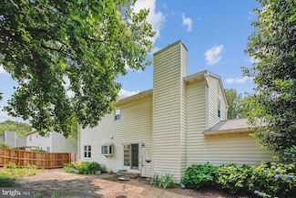 3030 Steven Martin Dr, Fairfax, VA 22031