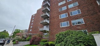 14 Concord Ave Unit 312, Cambridge, MA 02138