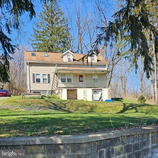 1 Arnold Ln, Lebanon, PA 17046