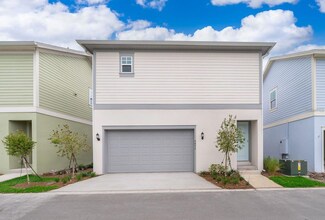 9750 Neruda St, Orlando, FL 32827