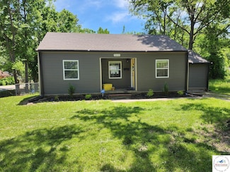 512 Louise Ave, Clinton, MO 64735