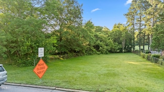 1016 N Pinkston St, Henderson, NC 27536