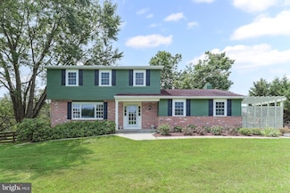 460 Pennocks Bridge Rd, West Grove, PA 19390