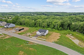 121 Samantha Dr, Monaca, PA 15061