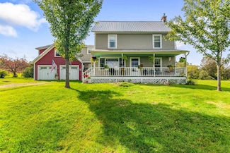 406 Courchaine Farm Rd, Elmore, VT 05657