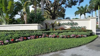 140 Amherst Ln, Lake Worth, FL 33467