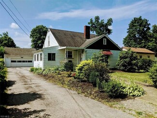 3070 Sloat Ave, Rock Creek, OH 44084