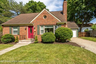225 Mcpherson Ave, Lansing, MI 48915