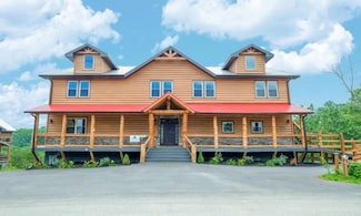 1485 Sleepy Valley Ln, Sevierville, TN 37876