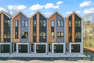 3453 Byrnes St, Charlotte, NC 28205