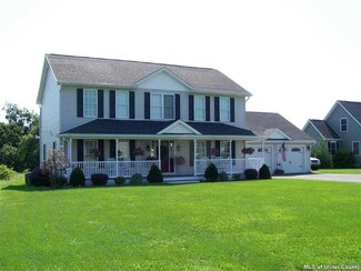 32 Carol Anns Way, Saugerties, NY 12477