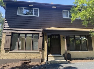 34 Washington Rd, Lake Forest, IL 60045