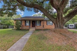 2774 N Grafhill Dr, Mobile, AL 36606