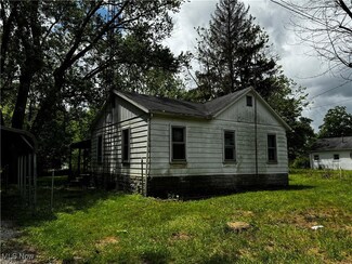 335 W New York Ave, Sebring, OH 44672