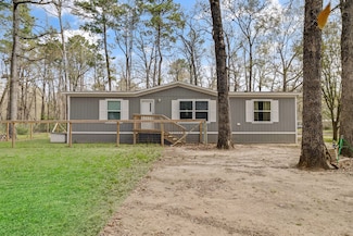 767 Windwood Dr, Livingston, TX 77351