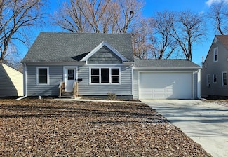 11 Rainbow Dr, Humboldt, IA 50548