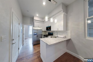 130 45th St Unit 4, Union City, NJ 07087