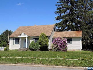 44 Jacksonville Rd, Pompton Plains, NJ 07444