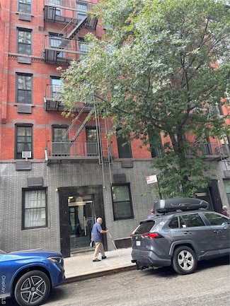 430 E 85th St Unit 6B, New York, NY 10028