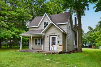 709 Grant St, Niles, MI 49120