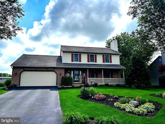 25 Clover Ln, Palmyra, PA 17078