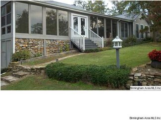 580 Launch Dr, Ashville, AL 35953