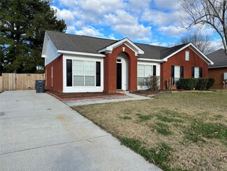 706 River Oaks Ct, Wetumpka, AL 36092