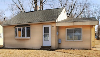 749 Home Acres Ave, Evansdale, IA 50707