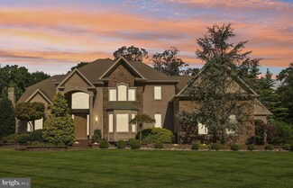 5 Tuscany Way, Mount Laurel, NJ 08054