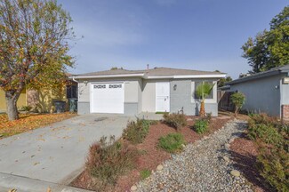 4330 N Cornelia Ave, Fresno, CA 93722