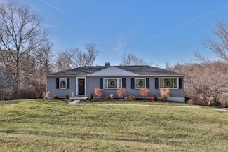 9521 Waxwing Dr, Blue Ash, OH 45241