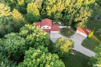9110 N Brimwater Rd, Brimfield, IL 61517