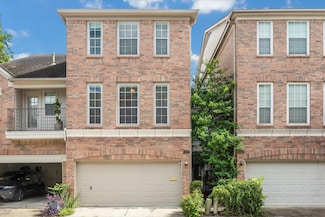 4422 Castle Court Place, Houston, TX 77006