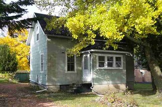 113 N 5th St, Abbotsford, WI 54405