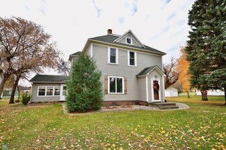 506 Steele Ave, Hope, ND 58046